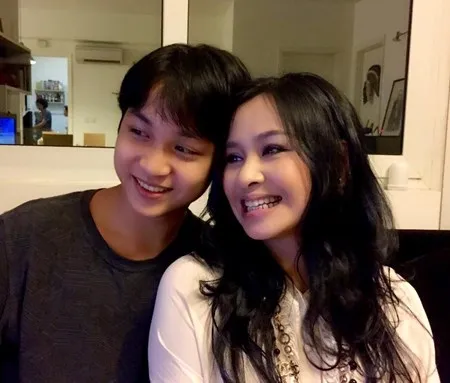 Thanh Lam khoe ảnh con trai đẹp như tài tử ảnh 3