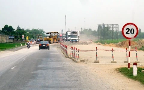 Trước ngày 30-5, các tỉnh phải giao mặt bằng cho Dự án mở rộng Quốc lộ 1 ảnh 1 Trước ngày 30-5, các tỉnh phải giao mặt bằng cho Dự án mở rộng Quốc lộ 1 ảnh 1