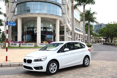 xe nhập khẩu