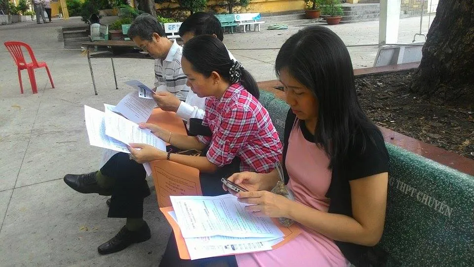 Trường THPT chuyên Trần Đại Nghĩa bắt đầu phát đơn dự tuyển vào lớp 6 ảnh 3 Trường THPT chuyên Trần Đại Nghĩa bắt đầu phát đơn dự tuyển vào lớp 6 ảnh 3