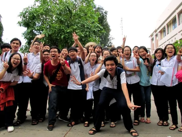 Đề thi Lý để xét Đại học thì quá khó? ảnh 5