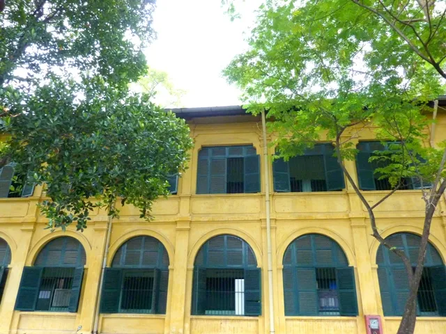 THCS Hồng Bàng – Di tích kiến trúc nghệ thuật của TP ảnh 6 THCS Hồng Bàng – Di tích kiến trúc nghệ thuật của TP ảnh 6