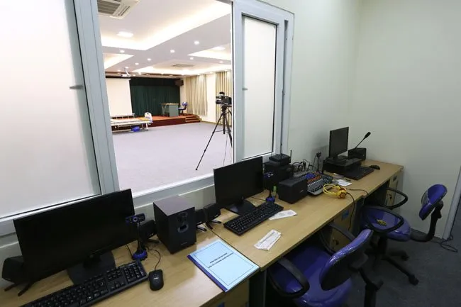 can canh noi dao tao y duoc cua dh kinh doanh va cong nghe hinh anh 14