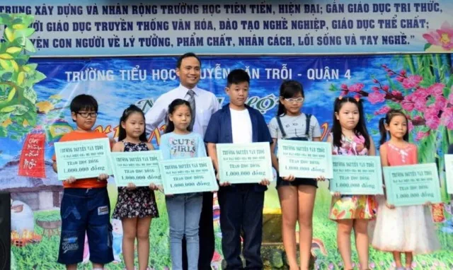 Học sinh tiểu học nuôi heo đất giúp bạn đón tết ảnh 3 Học sinh tiểu học nuôi heo đất giúp bạn đón tết ảnh 3