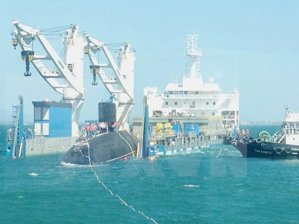 Tàu ngầm lớp Kilo thứ năm đã vào vịnh Cam Ranh an toàn ảnh 1