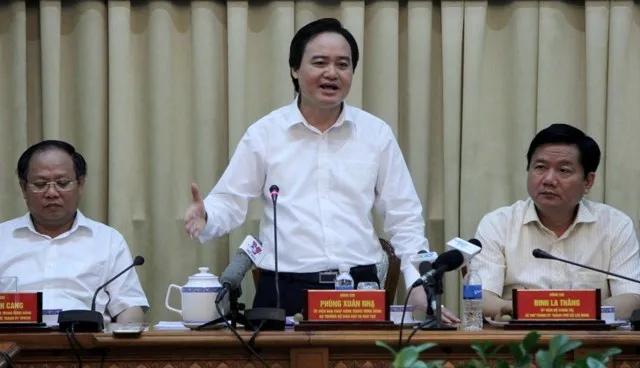 Bộ trưởng Phùng Xuân Nhạ phản hồi 8 kiến nghị lớn của TP.HCM ảnh 1