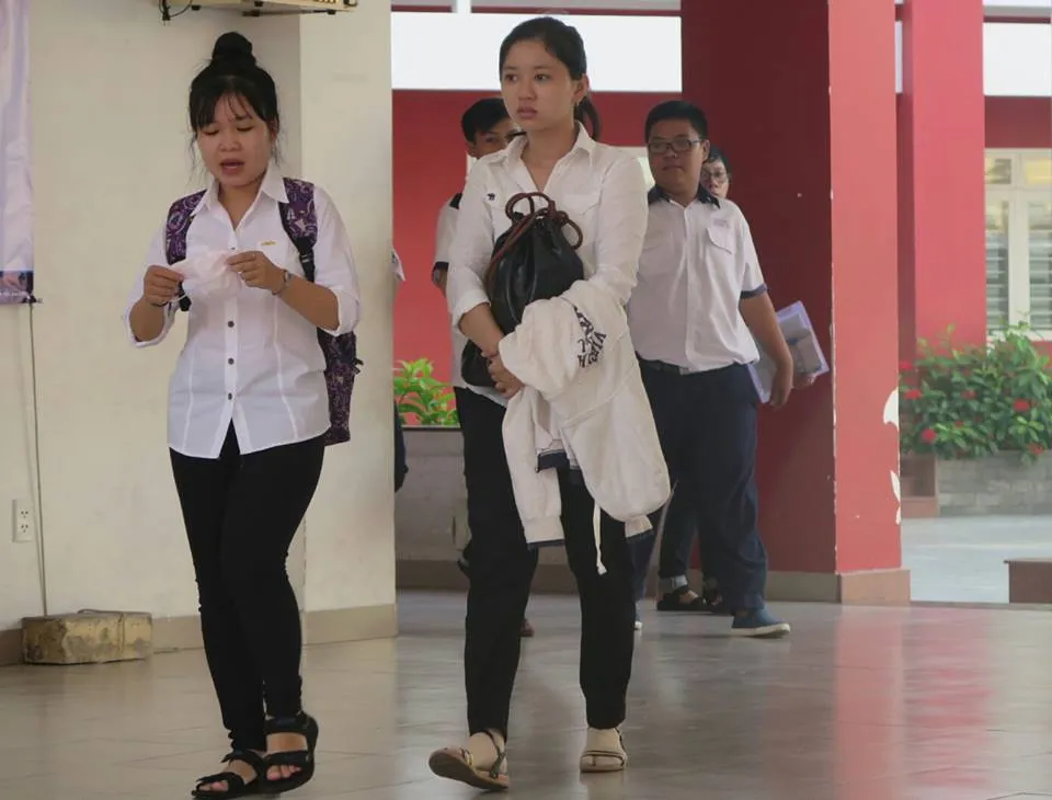 Tổng thống Obama vào đề thi tiếng Anh ảnh 2