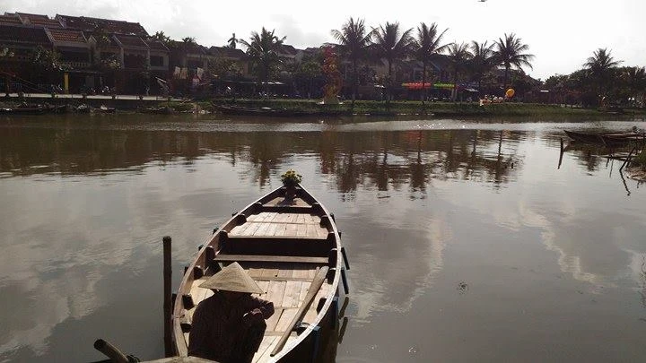 Chiều cuối năm: Phố cổ Hội An đông nghẹt khách du lịch ảnh 11