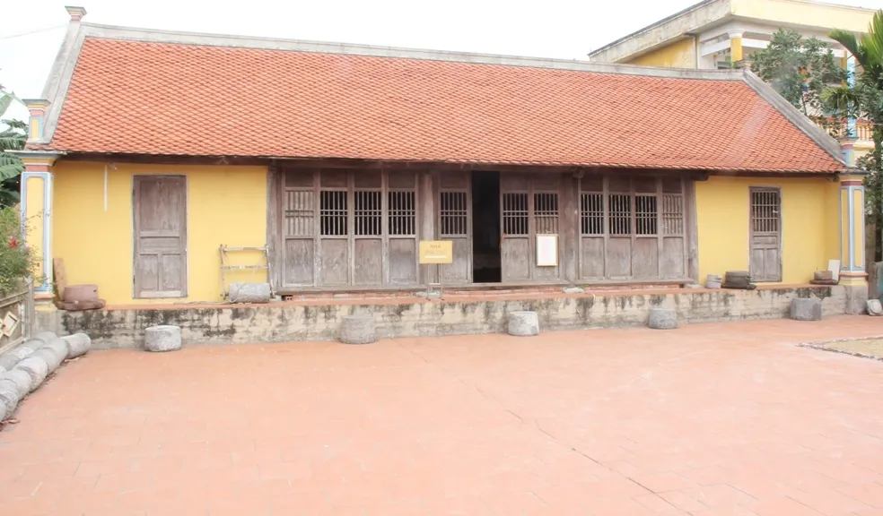 Ngôi nhà địa chủ có thiết kế 5 gian 