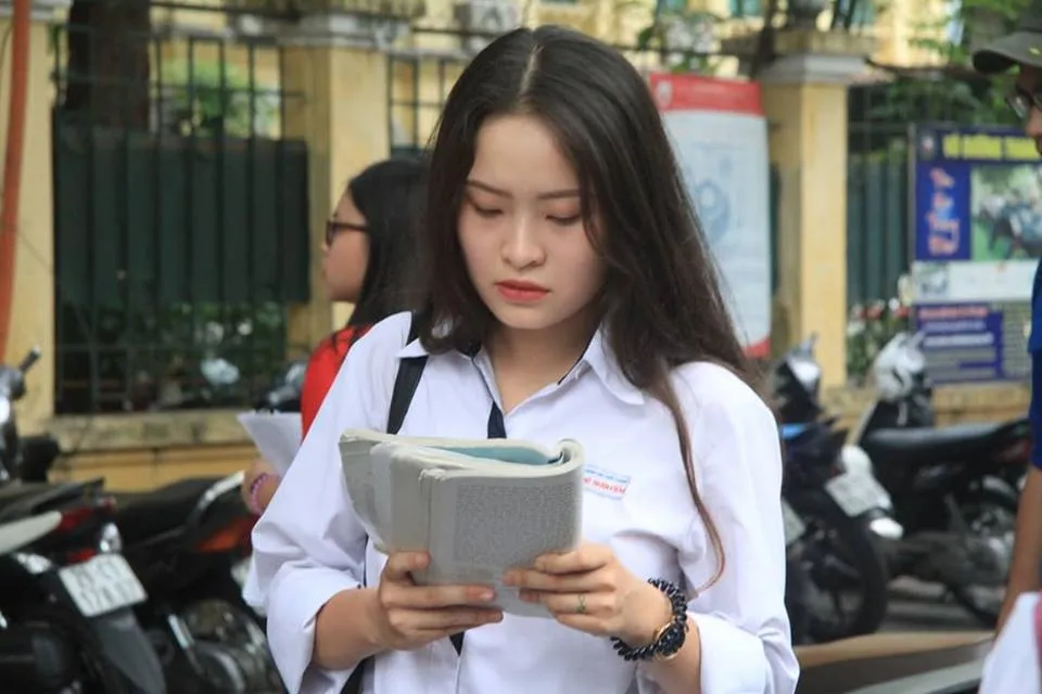 Hơn 860.000 thí sinh bắt đầu môn thi đầu tiên ảnh 10 Hơn 860.000 thí sinh bắt đầu môn thi đầu tiên ảnh 10