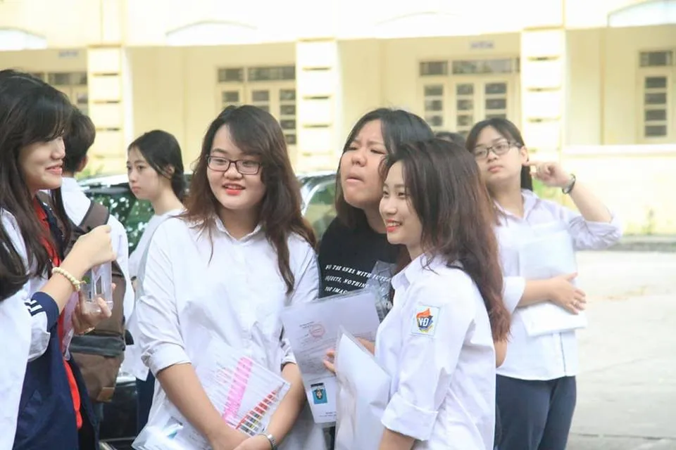 Hơn 860.000 thí sinh bắt đầu môn thi đầu tiên ảnh 12 Hơn 860.000 thí sinh bắt đầu môn thi đầu tiên ảnh 12