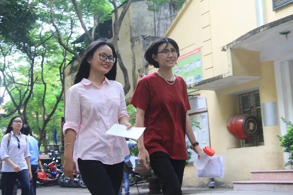 Hơn 860.000 thí sinh bắt đầu môn thi đầu tiên ảnh 13 Hơn 860.000 thí sinh bắt đầu môn thi đầu tiên ảnh 13