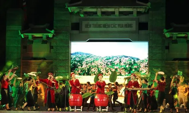 Hàng trăm nghệ sĩ kể chuyện dân tộc nhân ngày Giỗ Tổ ảnh 10 Hàng trăm nghệ sĩ kể chuyện dân tộc nhân ngày Giỗ Tổ ảnh 10