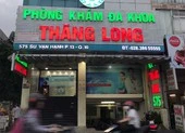 Bị phòng khám giữ lại qua đêm vì thiếu tiền