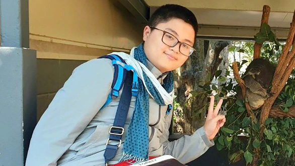 Ngắm cậu bé 15 tuổi nặng 90 kg giảm cân ngoạn mục sau 8 tháng ảnh 1