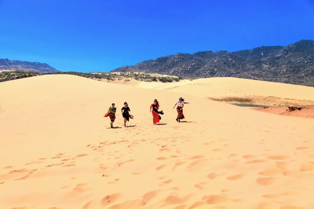 Mùa hè khám phá “tiểu sa mạc” Mũi Dinh ảnh 6 Mùa hè khám phá “tiểu sa mạc” Mũi Dinh ảnh 6