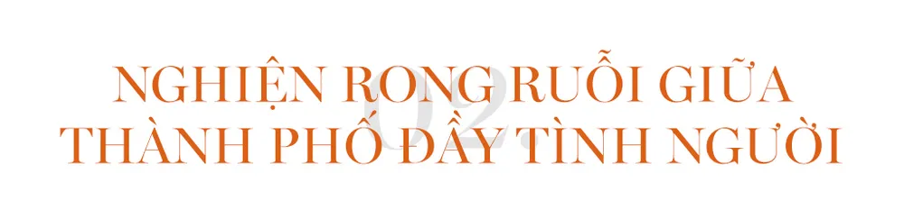 Họa sĩ già bán cào cào chở tuổi thơ đi khắp Sài Gòn ảnh 6