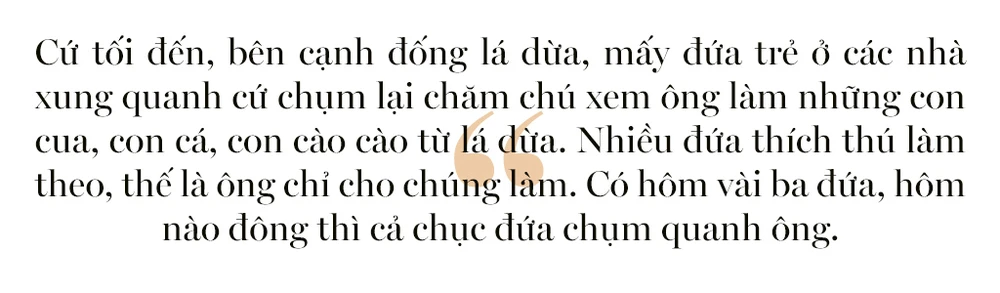 Họa sĩ già bán cào cào chở tuổi thơ đi khắp Sài Gòn ảnh 12