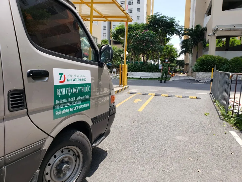 Thủ Đức: Phong tỏa 510 căn hộ vì có ca nghi nhiễm COVID-19 ảnh 3 Thủ Đức: Phong tỏa 510 căn hộ vì có ca nghi nhiễm COVID-19 ảnh 3