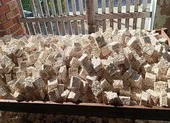 Gánh quà quê to phồng trên vai những bà mẹ quê ra phố…. ảnh 3 Ở nhà quê thấy phơi cốm là biết tết đang về
