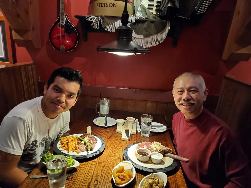 Đến nay tôi vẫn thầm cảm ơn trời đã cho tôi một món quà ý nghĩa và tôi cảm thấy hạnh phúc vì những tình cảm mà Taki có thể biểu lộ với bố. Đến nay tôi vẫn thầm cảm ơn trời đã cho tôi một món quà ý nghĩa và tôi cảm thấy hạnh phúc vì những tình cảm mà Taki có thể biểu lộ với bố.