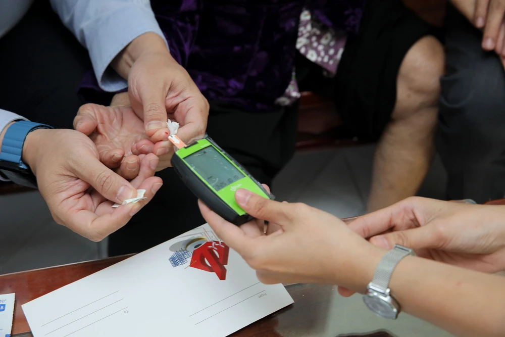 Đến 26-3 sẽ có bảng hồ sơ điện tử về sức khỏe các mẹ Việt Nam anh hùng trên toàn địa bàn TP