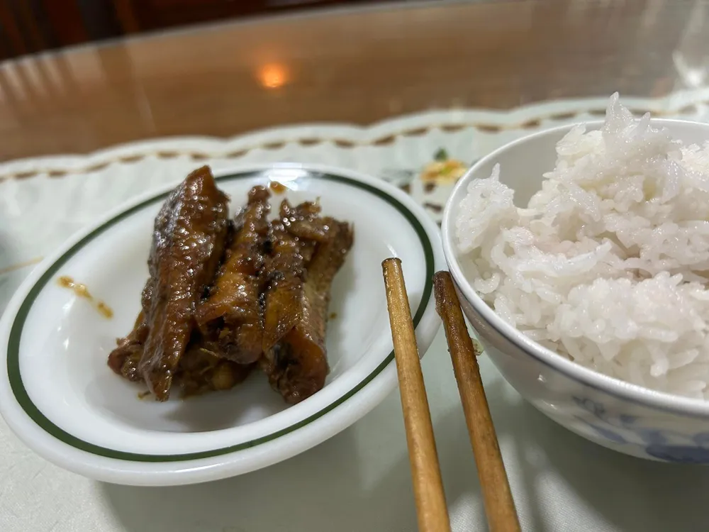 Cá bống cát kho tiêu đúng là dành cho người mới đau dậy lạt miệng ăn kém ngon Cá bống cát kho tiêu đúng là dành cho người mới đau dậy lạt miệng ăn kém ngon