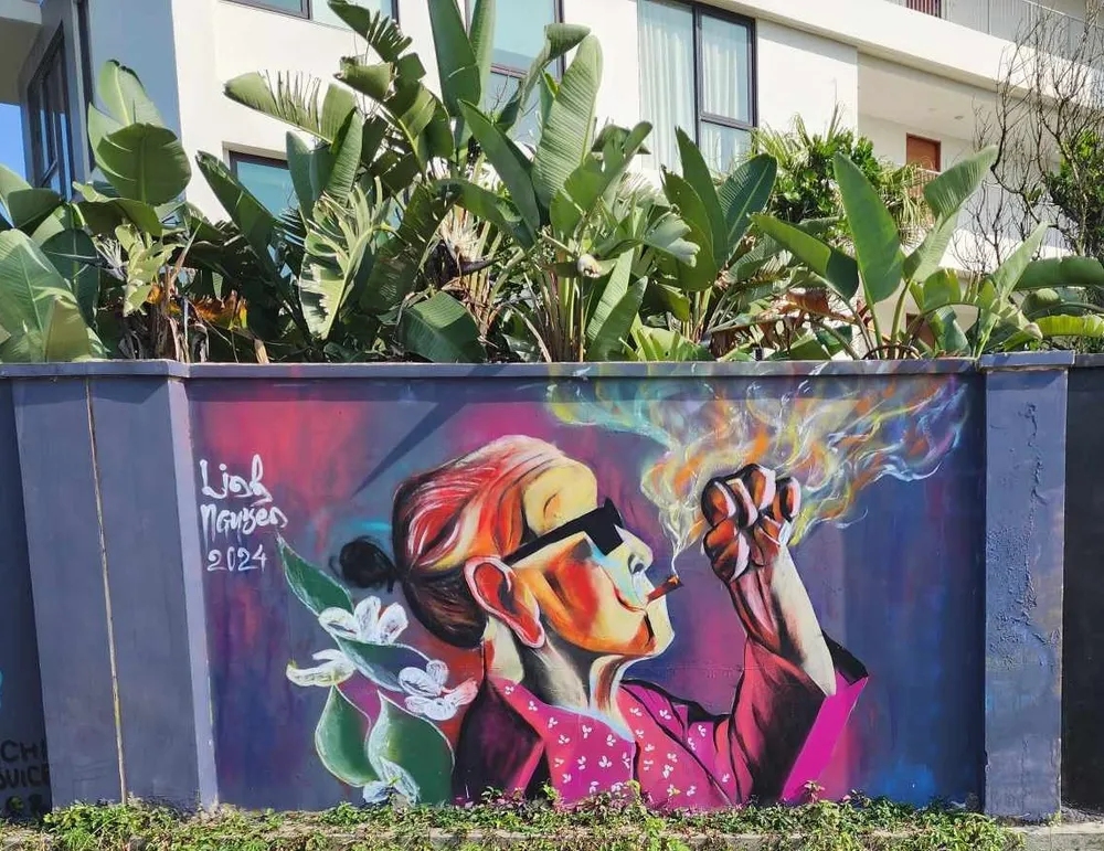 vẽ tranh graffiti lên tường nhà bị phạt