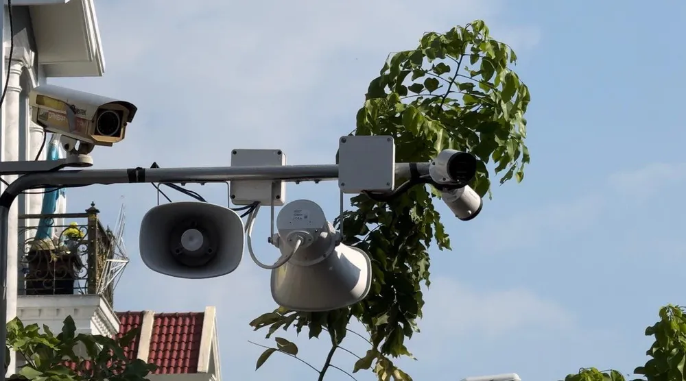 Trị nạn lấn chiếm lòng lề đường bằng camera và loa thông minh ảnh 3 lao thong minh 1.jfif