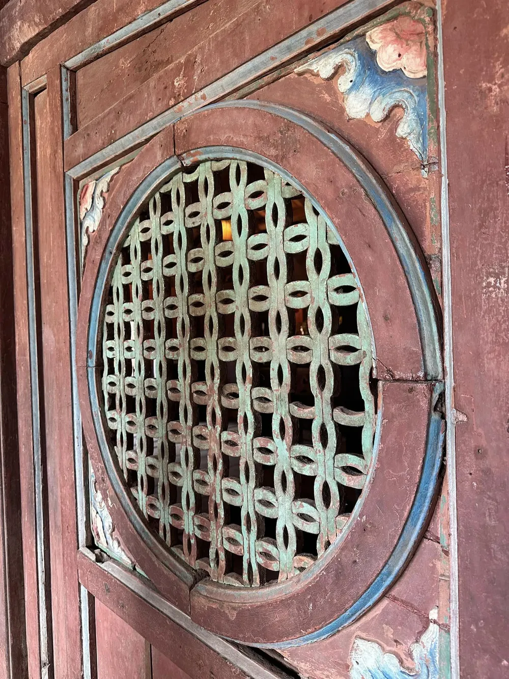 Trung tu chua Cau 1.jpg