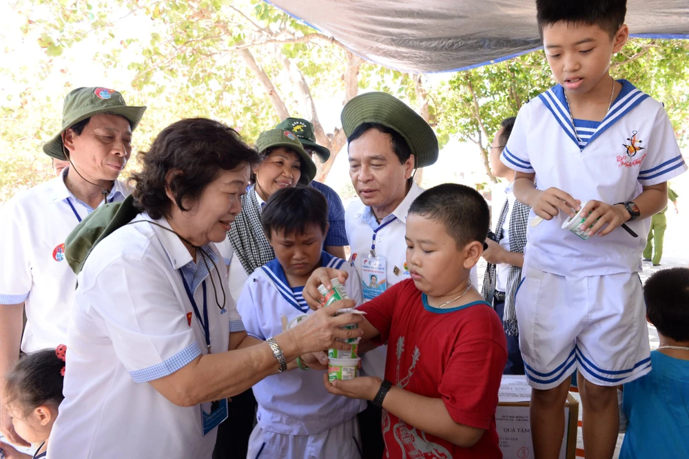 kem o Truong Sa - 2016.jpg