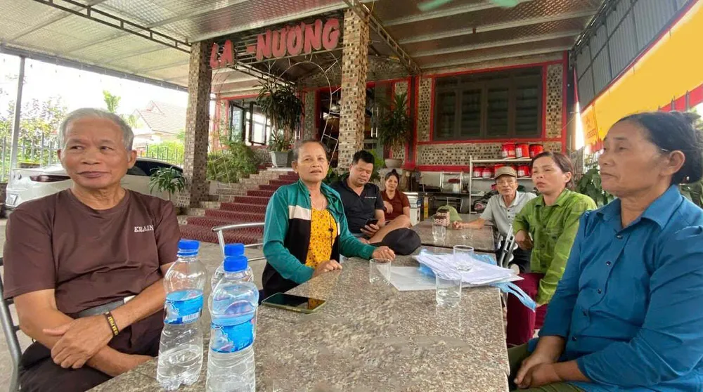 trang trại heo gây hôi thối