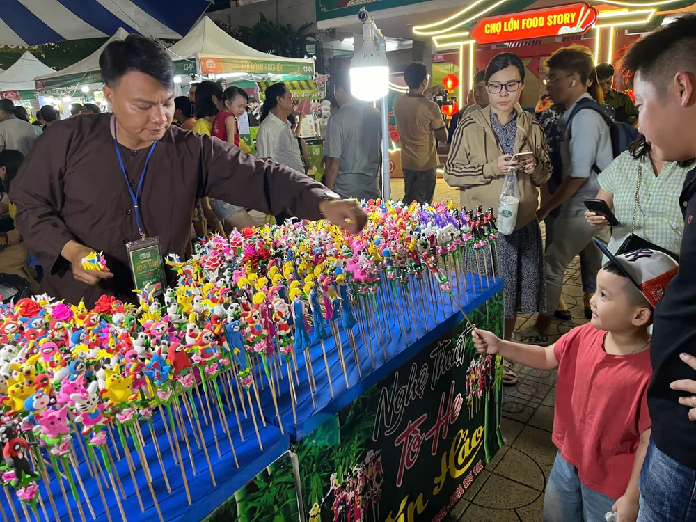 My vi Mi và Banh 3.jpg