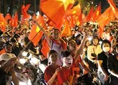 Biển người ở TP.HCM ăn mừng chiến thắng của U-23 VN 