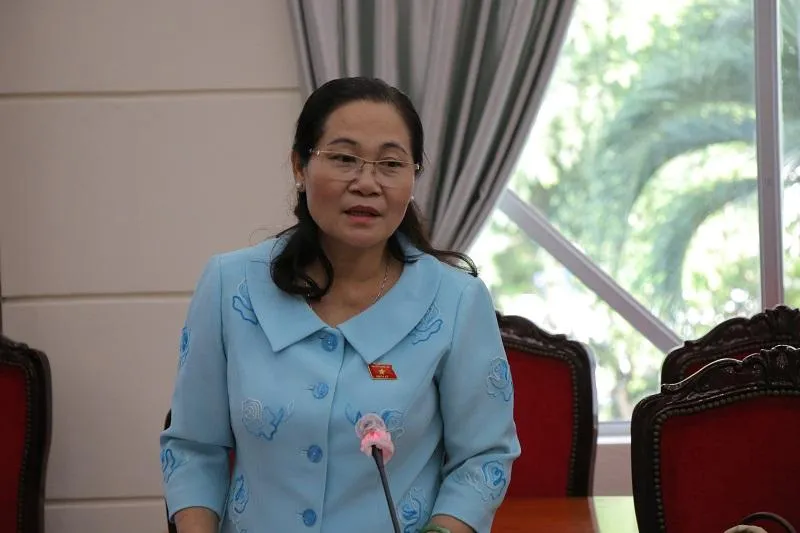 Chủ tịch HĐND TP.HCM Nguyễn Thị Lệ tham gia góp ý. Ảnh: THANH TUYỀN