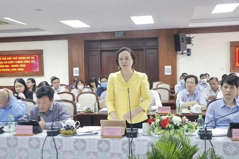 Bộ trưởng Bộ Nội vụ Phạm Thị Thanh Trà cho rằng mô hình mới nào cũng sẽ gặp khó khăn lúc ban đầu và động viên cán bộ Thủ Đức không nên quá nóng vội. Ảnh: THANH TUYỀN