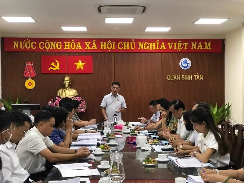 Phó Chủ tịch HĐND TP Nguyễn Văn Dũng phát biểu tại buổi giám sát. Ảnh: THANH TUYỀN