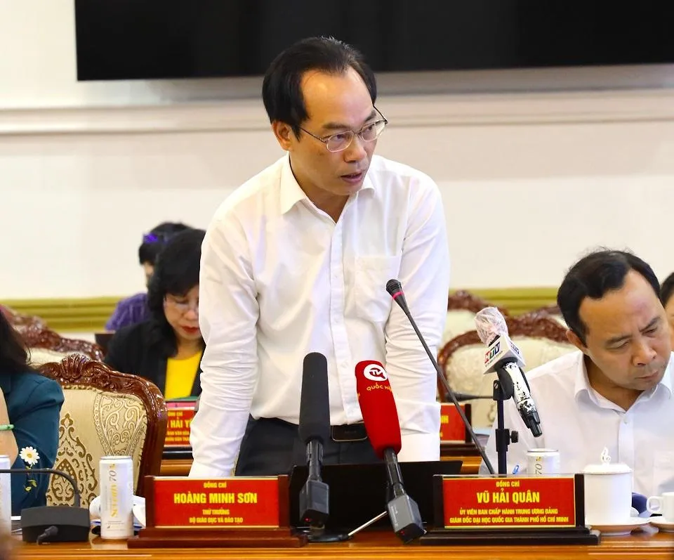 Thứ trưởng Bộ GD&ĐT: TP.HCM nên mở rộng cơ chế tín dụng cho sinh viên ảnh 1