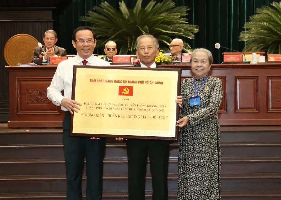 Bí thư Thành ủy mong CLB Truyền thống kháng chiến TP.HCM góp ý các chủ trương lớn ảnh 1