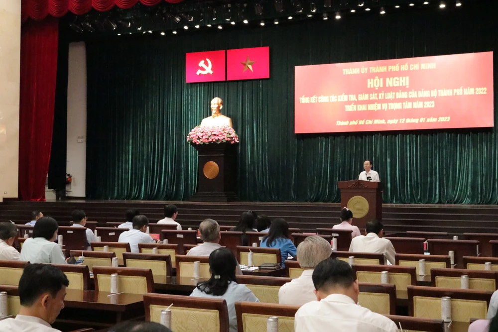 Phó Bí thư Thành ủy TP.HCM: Kiểm tra ngay những vị trí công tác có vấn đề ảnh 1