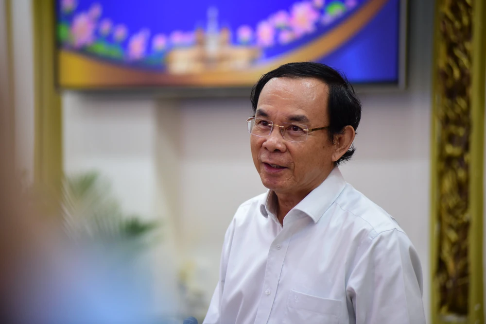 Bí thư Thành ủy TP.HCM: 'Quyết tâm không làm phụ lòng doanh nghiệp' ảnh 1