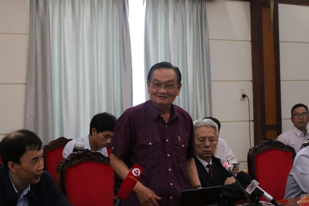 TS Trần Du Lịch chia sẻ ở góc độ cùng chính quyền TP xây dựng dự thảo. Ảnh: THANH TUYỀN