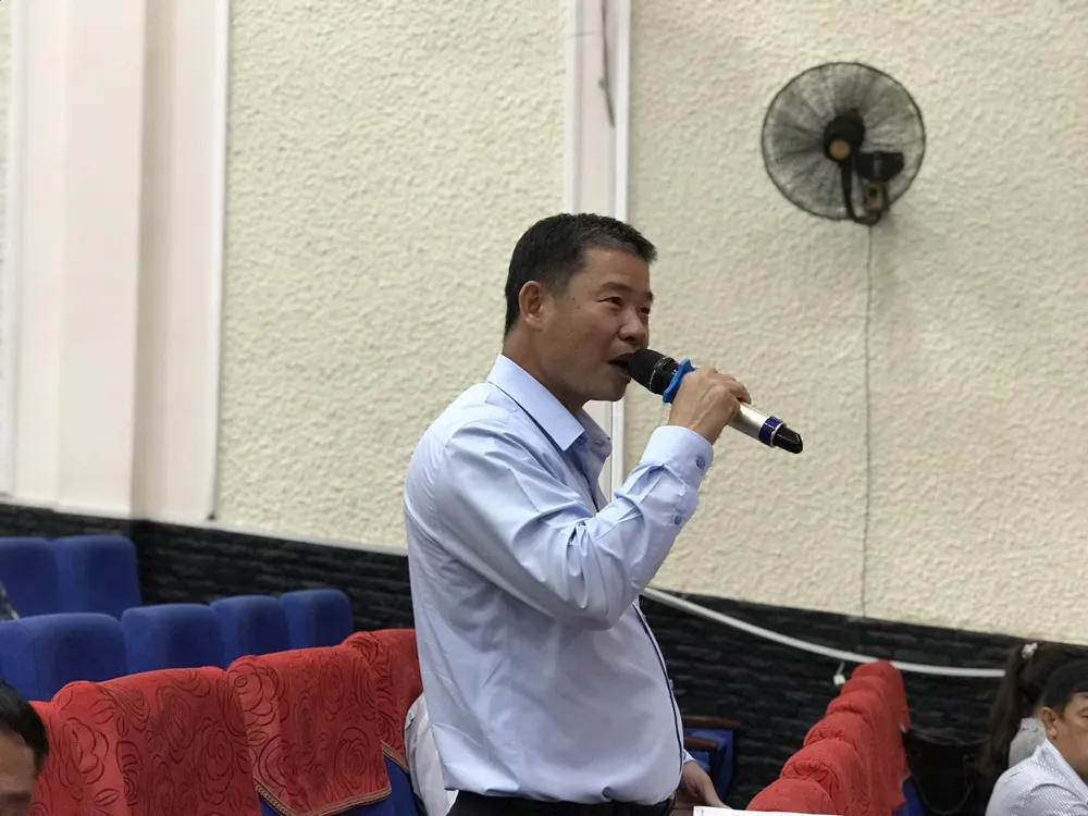 Cử tri TP Thủ Đức nêu ý kiến về cơ chế bảo vệ cán bộ dám nghĩ, dám làm ảnh 2 Cử tri Trần Thành Trọng, phường Thảo Điền nêu một loạt ý kiến về nhiều lĩnh vực với ĐBQH