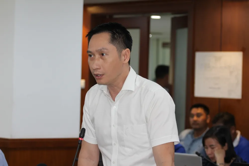 Đình chỉ hoạt động 18 tháng đối với đơn vị tổ chức show thời trang "diện áo yếm, lộ vòng 3" ảnh 1