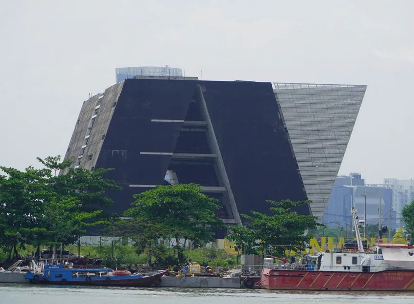 Dự án xây dựng Trung tâm triển lãm quy hoạch TP. Ảnh: ĐÀO TRANG