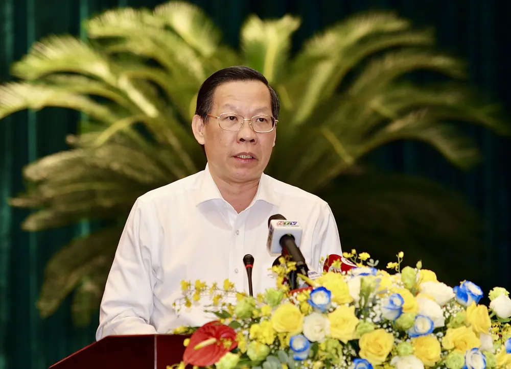 Chủ tịch UBND TP.HCM Phan Văn Mãi chia sẻ tại hội nghị. Ảnh: HOÀNG GIANG Chủ tịch UBND TP.HCM Phan Văn Mãi chia sẻ tại hội nghị. Ảnh: HOÀNG GIANG