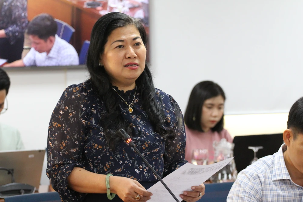 Phó Giám đốc Sở Nội vụ TP.HCM Nguyễn Thị Hồng Thắm đã thông tin về việc thực hiện sắp xếp đơn vị hành chính cấp huyện, xã trên địa bàn. Ảnh: THÀNH NHÂN