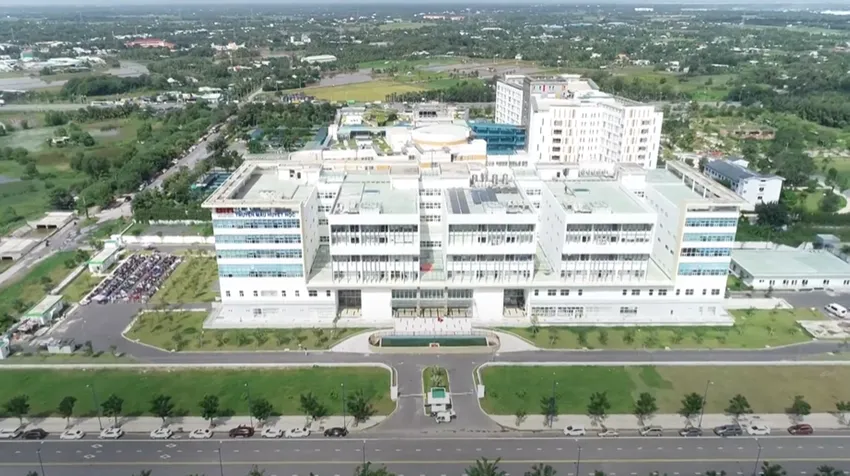 Hình ảnh Bệnh viện Truyền máu huyết học cơ sở 2 tại huyện Bình Chánh, TP.HCM nhìn từ trên cao. Ảnh: HL BV-truyen-mau-huyet-hoc.png