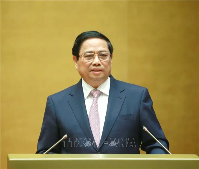 Thủ tướng: 'Các cơ quan Trung ương làm thay địa phương nhiều quá'-thu-tuong-chinh-phu-hoi-nghi-trung-uong-8-khoa-XIII.jpg