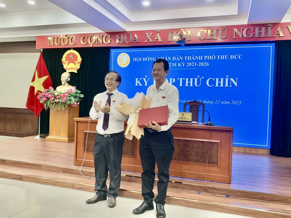 Trưởng Công an TP Thủ Đức được bầu vào Ủy viên UBND TP Thủ Đức-tp-thu-duc-bau-bo-sung-uy-vien-ubnd-5-9549.jpg